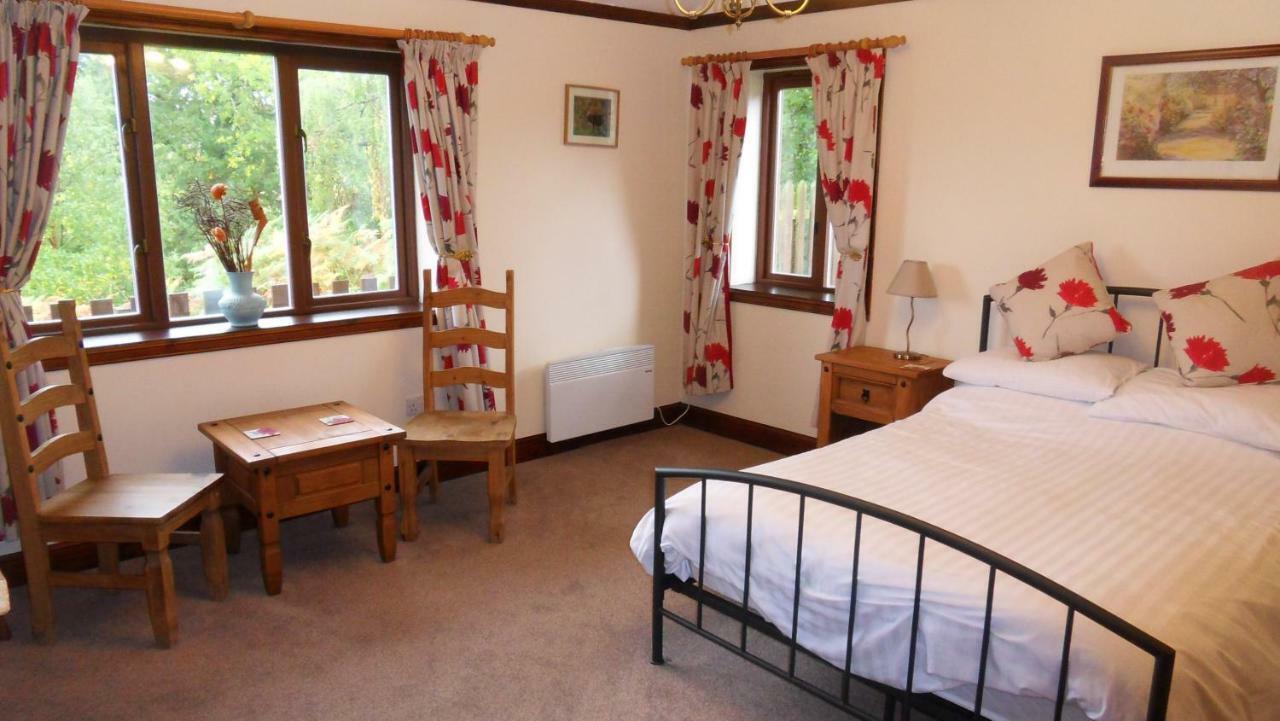 Meadowside Cottages Balavil Eksteriør bilde